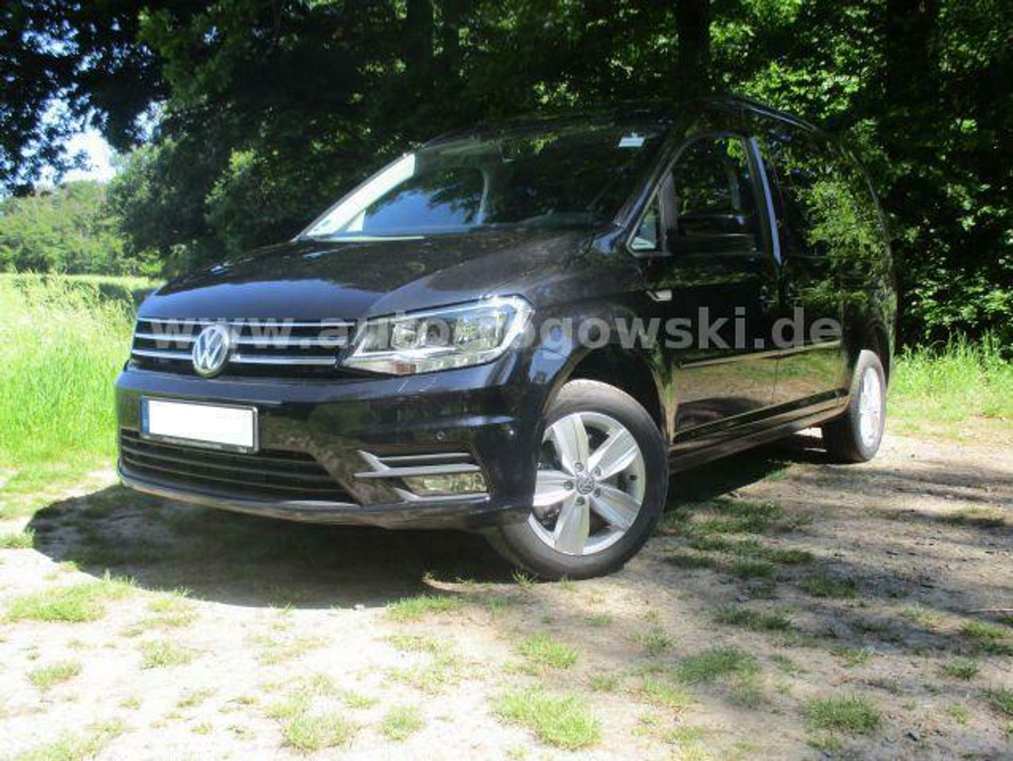 vw caddy 5 seater